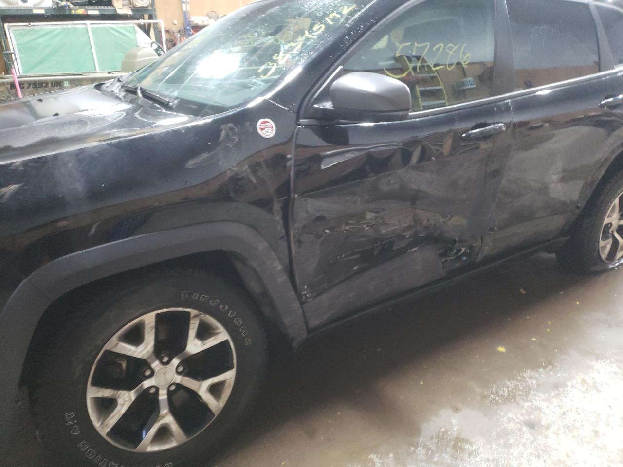 Photo 9 from auction – 2018 JEEP CHEROKEE T with VIN 1C4PJMBX1JD539394