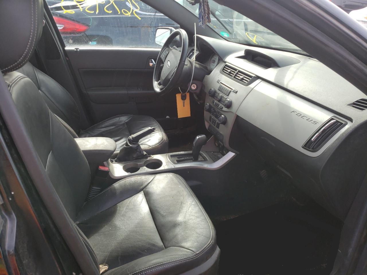 Photo 5 from auction – 2011 FORD FOCUS SEL with VIN 1FAHP3HN0BW164368