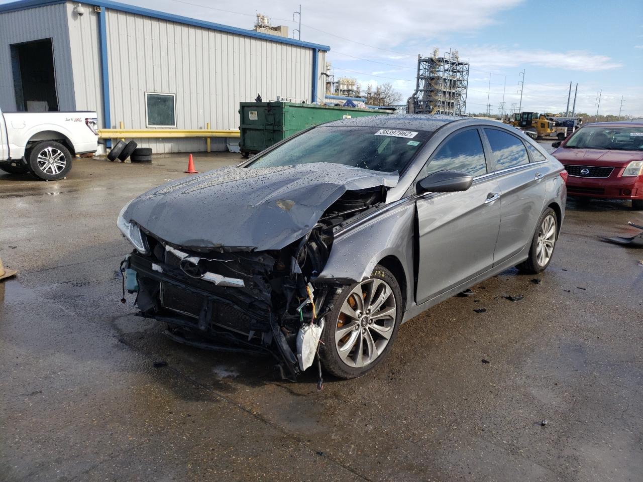 Photo 12 from auction – 2013 HYUNDAI SONATA SE with VIN 5NPEC4AC2DH576114
