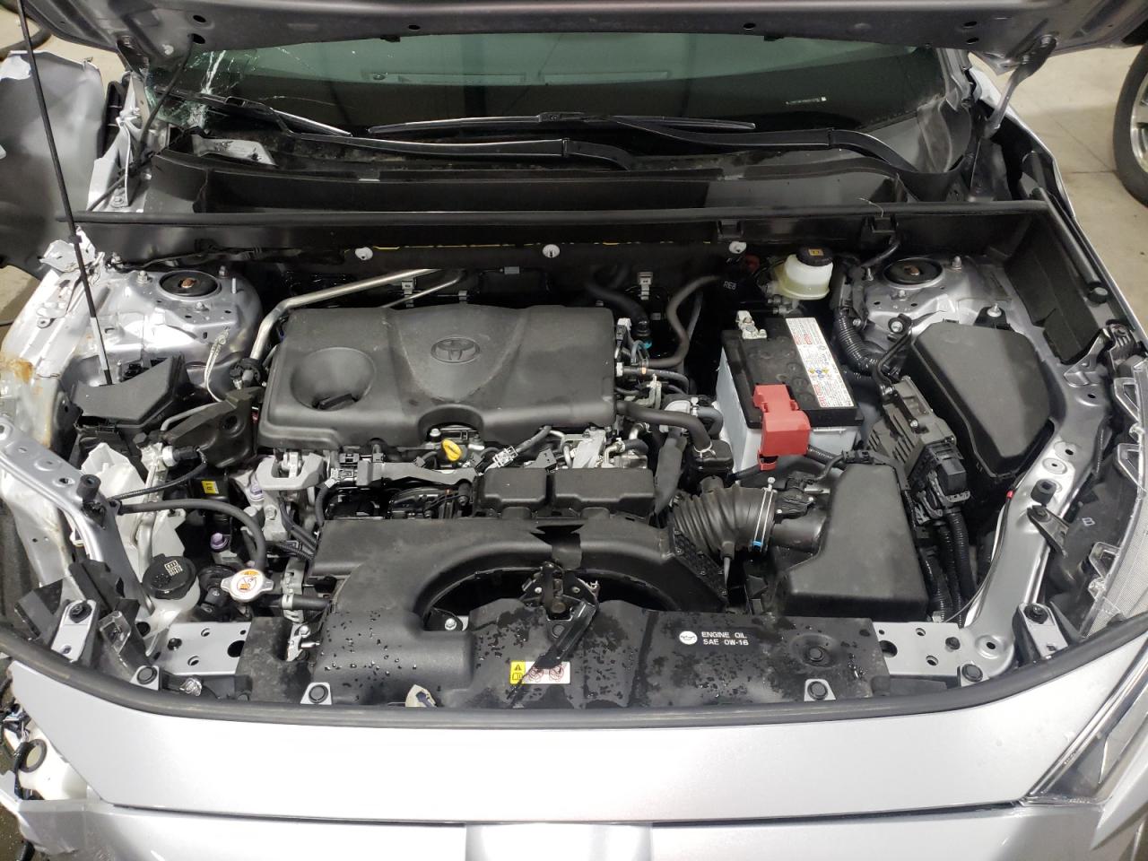 Photo 7 from auction – 2019 TOYOTA RAV4 XLE with VIN JTMP1RFV5KD012787