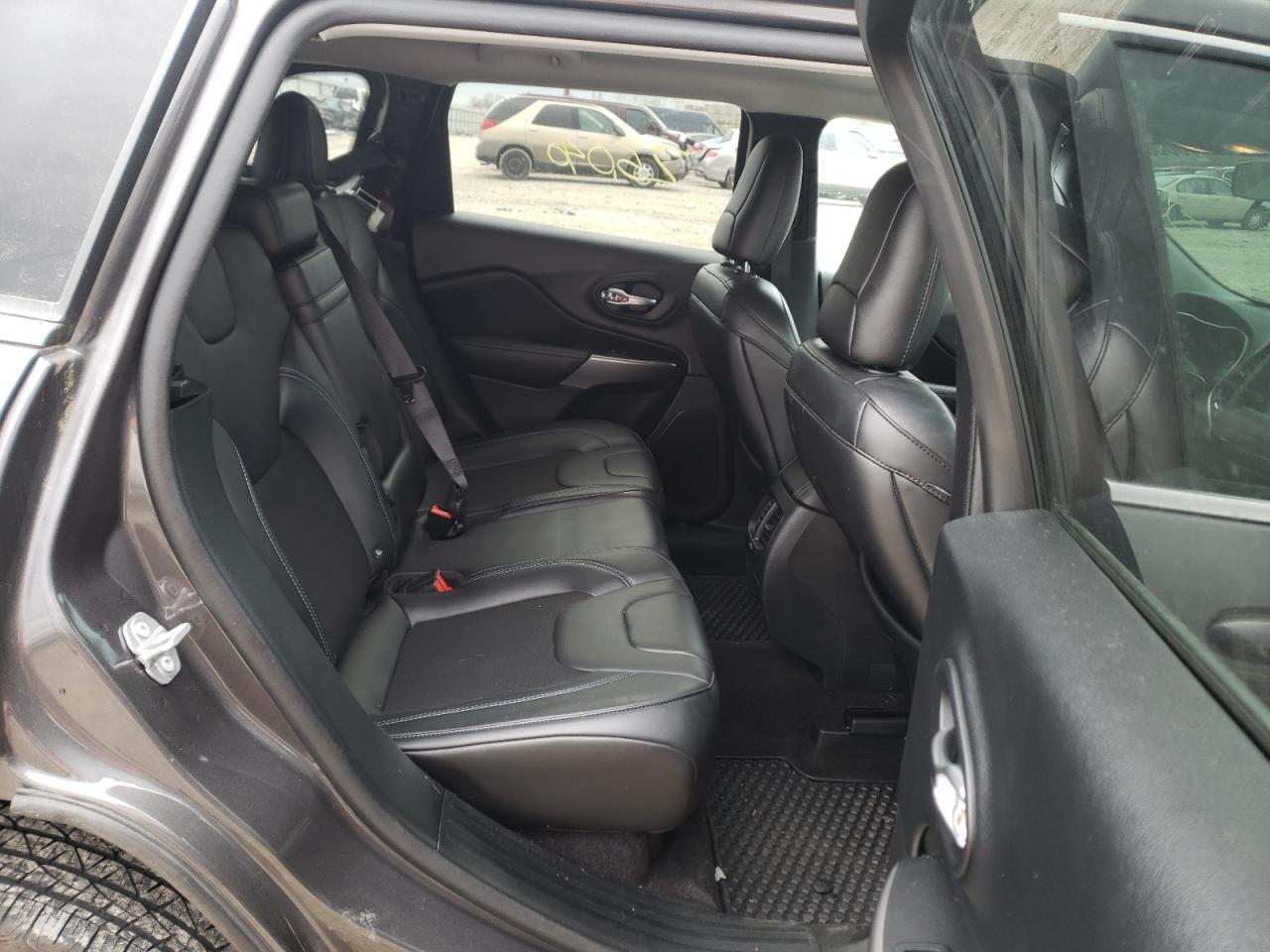 Photo 6 from auction – 2019 JEEP CHEROKEE L with VIN 1C4PJMLB1KD139727