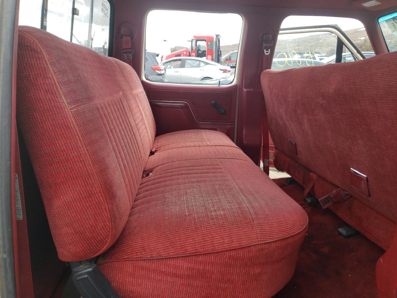 Photo 6 from auction – 1990 FORD F350 with VIN 2FTJW36M5LCB31176