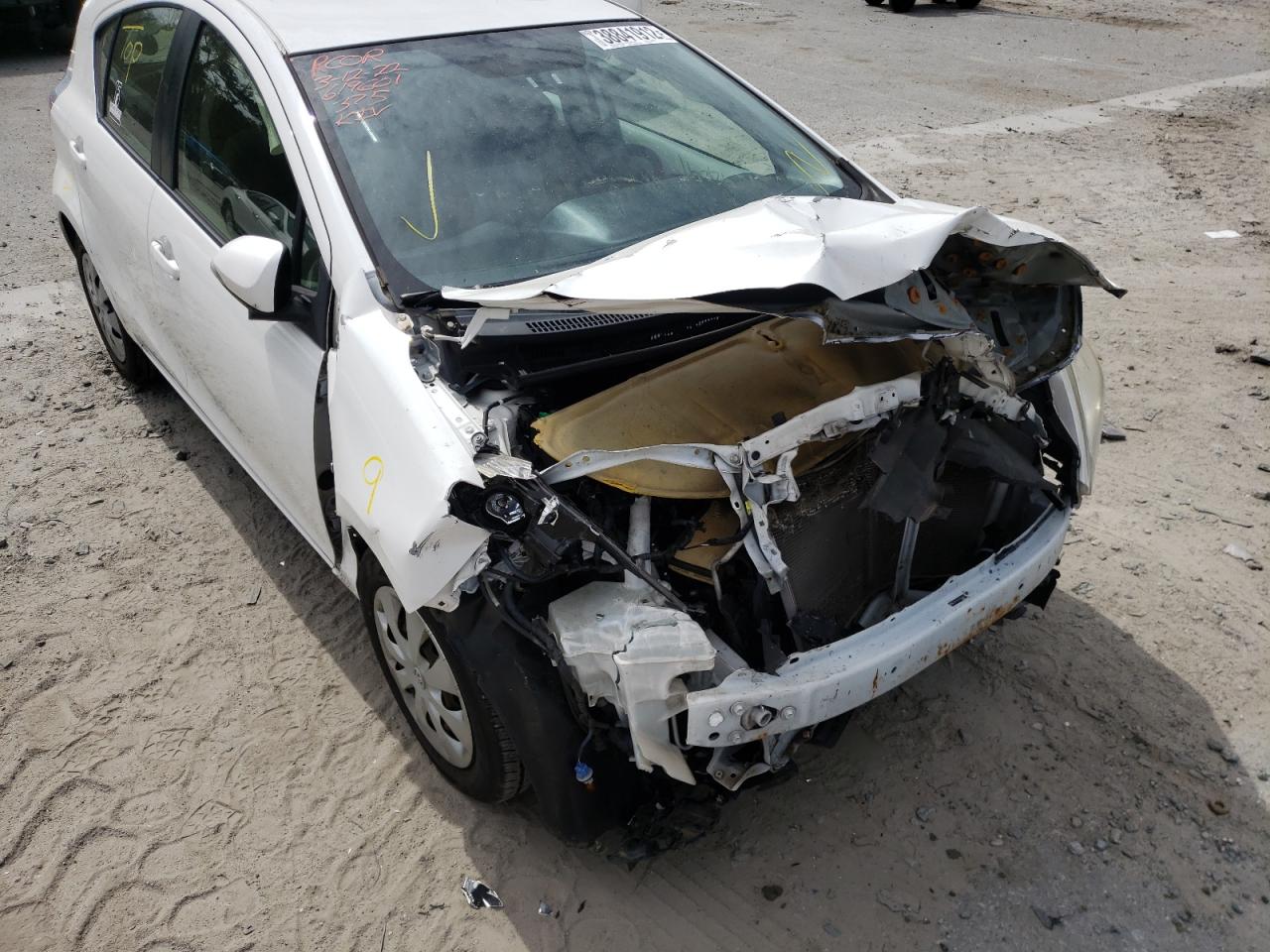 Photo 9 from auction – 2013 TOYOTA PRIUS C with VIN JTDKDTB3XD1056873