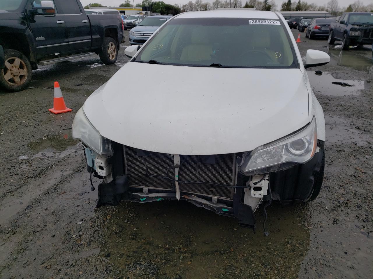 Photo 9 from auction – 2015 TOYOTA CAMRY LE with VIN 4T4BF1FK7FR501122