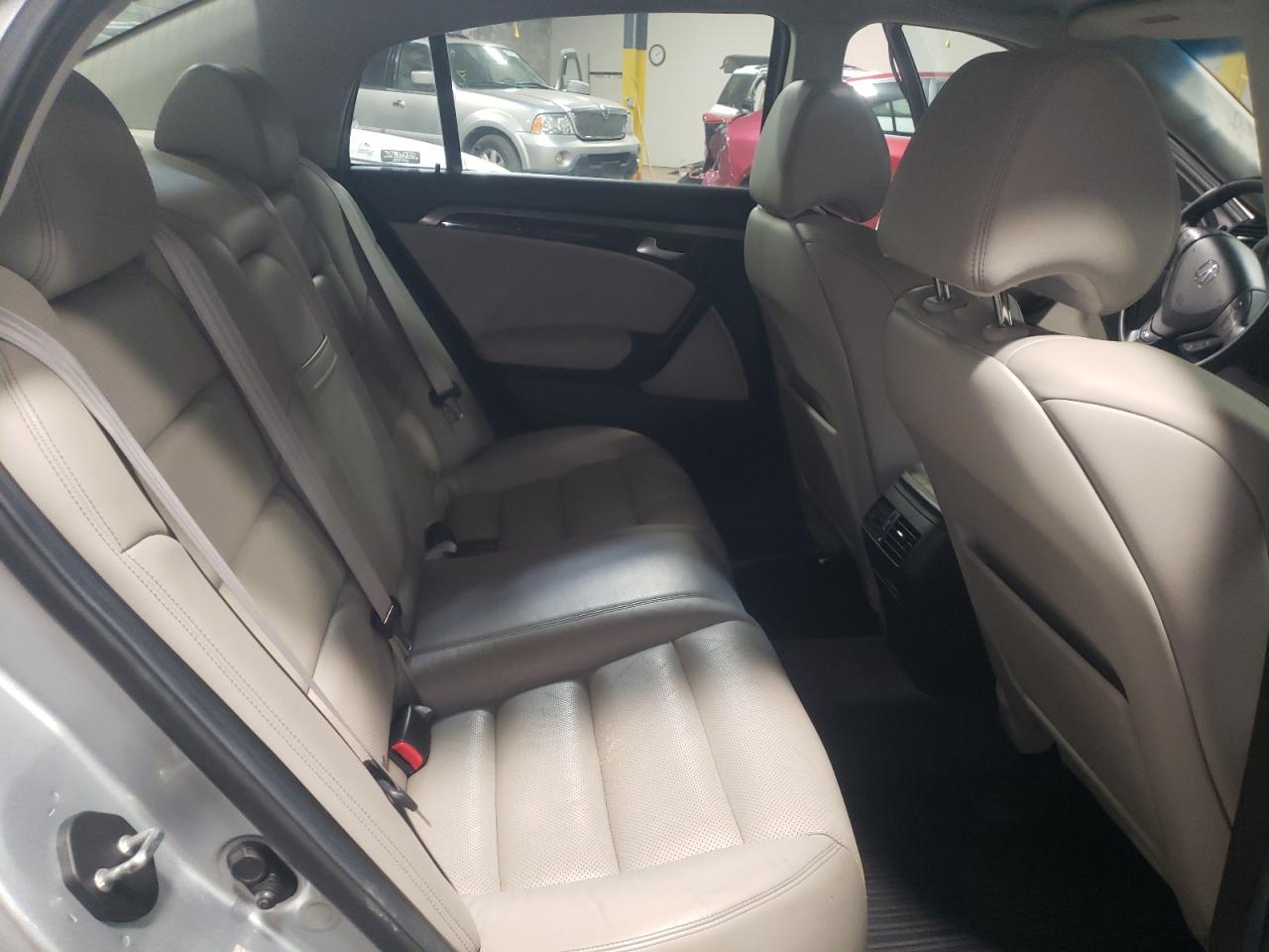 Photo 6 from auction – 2007 ACURA TL TYPE S with VIN 19UUA76557A047086