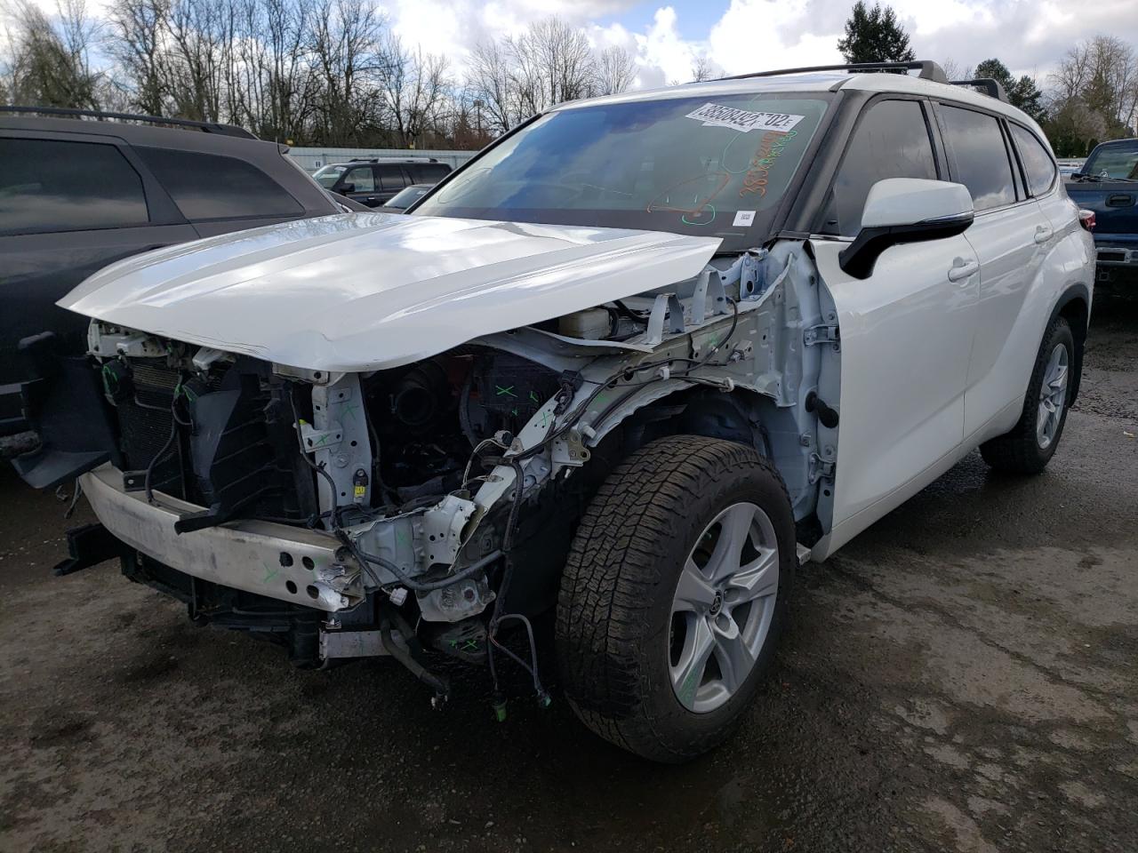 Photo 2 from auction – 2020 TOYOTA HIGHLANDER with VIN 5TDBZRBH3LS015549