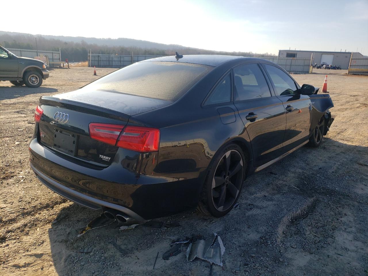 Photo 4 from auction – 2014 AUDI S6 with VIN WAUF2AFC1EN133403