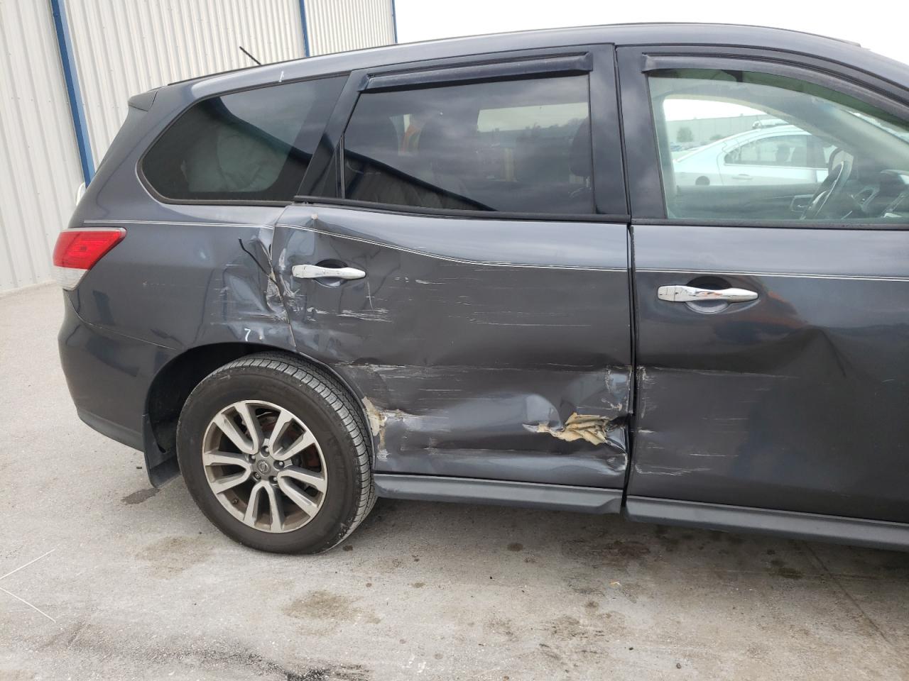 Photo 9 from auction – 2013 NISSAN PATHFINDER with VIN 5N1AR2MM6DC617163
