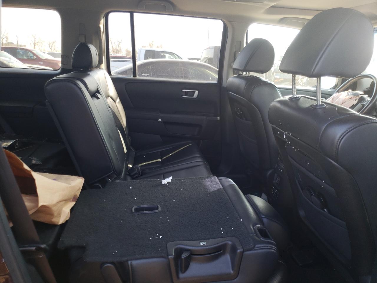 Photo 6 from auction – 2011 HONDA PILOT EXL with VIN 5FNYF4H65BB074357