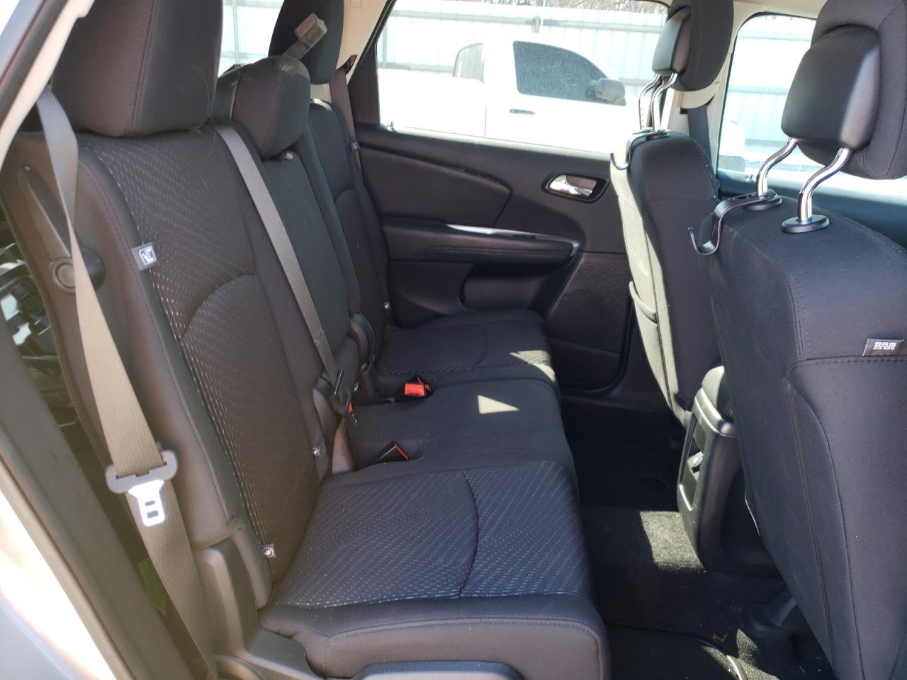 Photo 6 from auction – 2018 DODGE JOURNEY SE with VIN 3C4PDCABXJT519002
