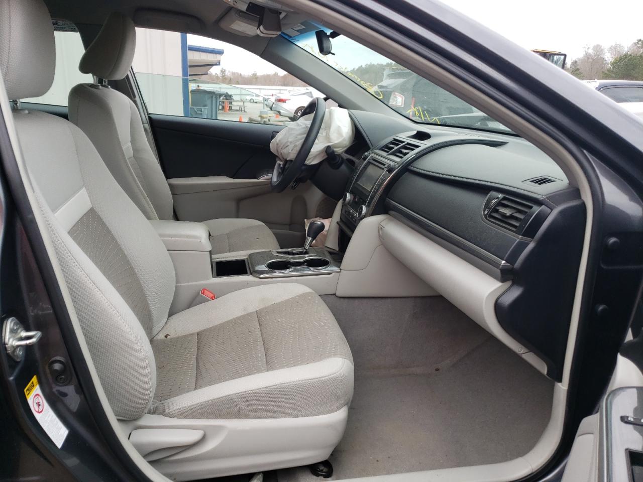 Photo 5 from auction – 2013 TOYOTA CAMRY HYBR with VIN 4T1BD1FK2DU069410