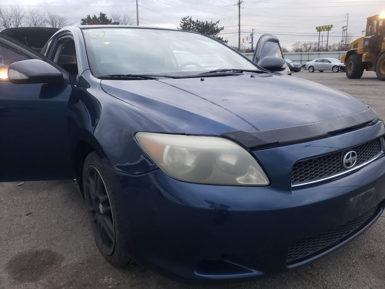 Photo 9 from auction – 2005 TOYOTA SCION TC with VIN JTKDE167450049506