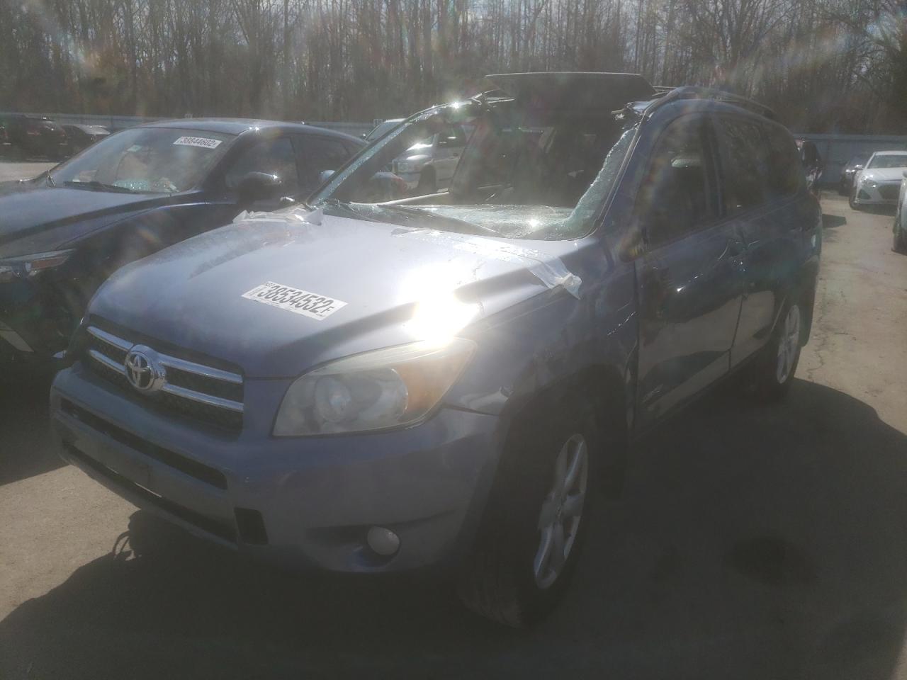 Photo 2 from auction – 2007 TOYOTA RAV4 LIMIT with VIN JTMBD31V075078526