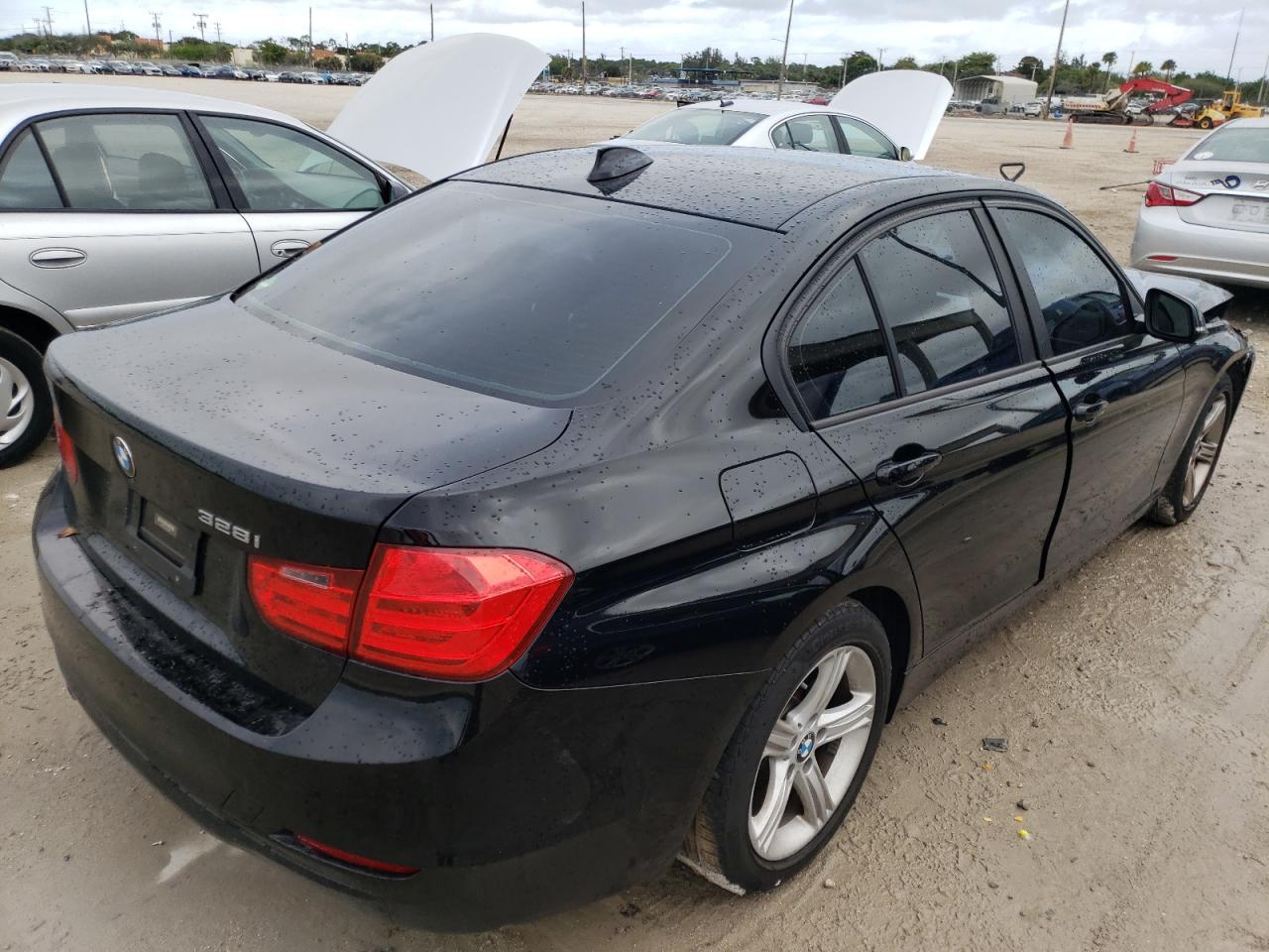 Photo 4 from auction – 2013 BMW 328 I SULE with VIN WBA3C1C51DK104926