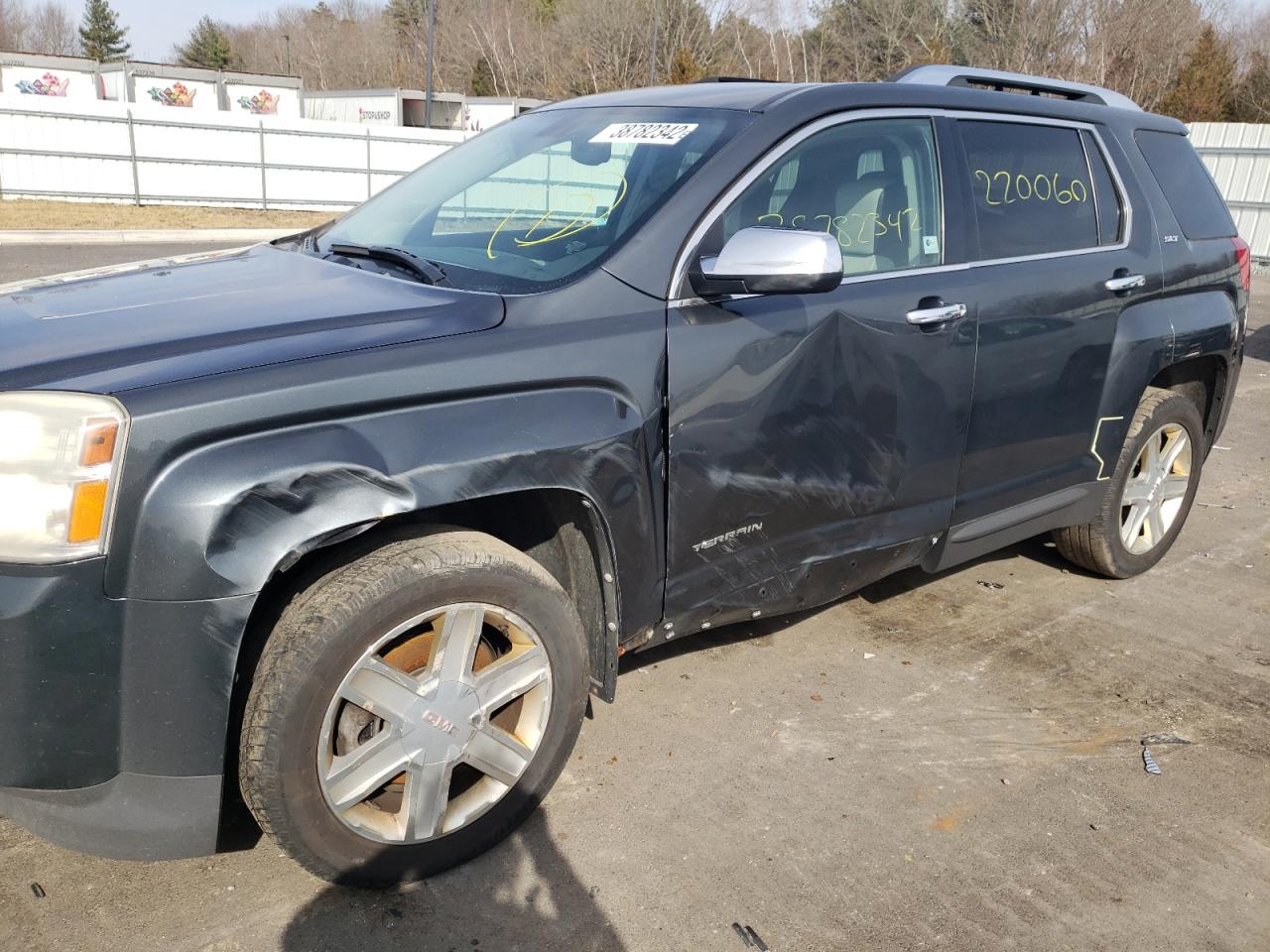 Photo 9 from auction – 2010 GMC TERRAIN SL with VIN 2CTFLJEY8A6292208