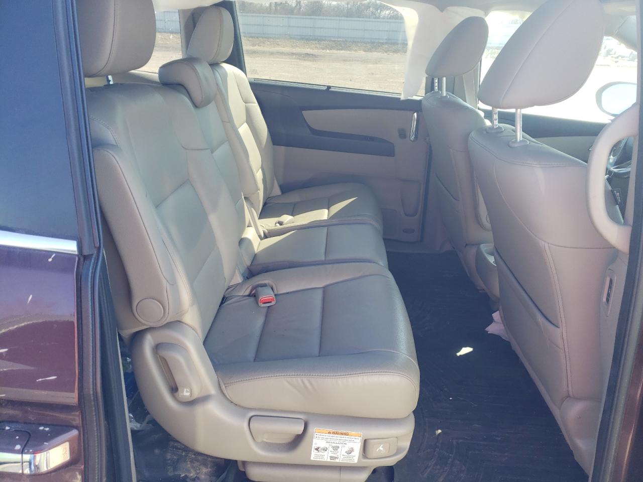 Photo 6 from auction – 2014 HONDA ODYSSEY EX with VIN 5FNRL5H60EB045260