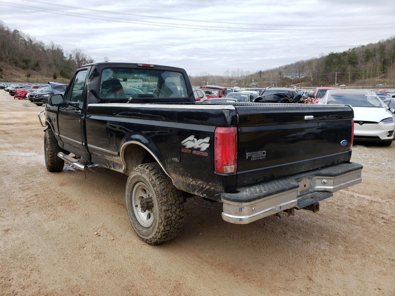 Photo 3 from auction – 1997 FORD F250 with VIN 1FTHF26F2VEA44973