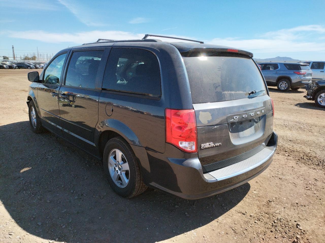 Photo 3 from auction – 2013 DODGE GRAND CARA with VIN 2C4RDGCGXDR612067