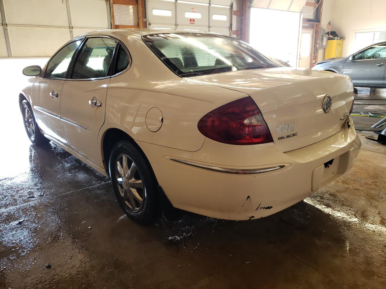 Photo 3 from auction – 2005 BUICK LACROSSE C with VIN 2G4WD532751220817