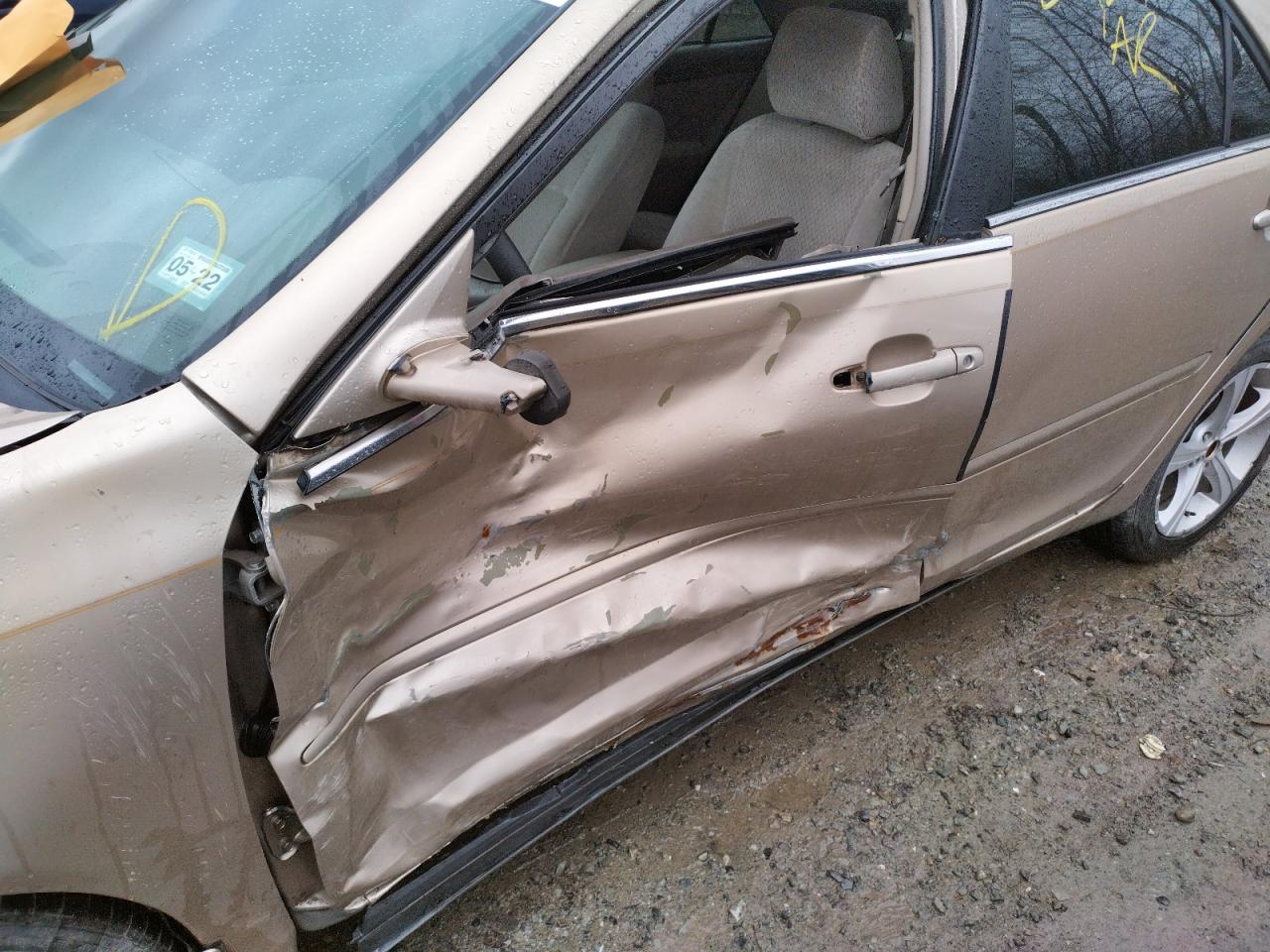 Photo 9 from auction – 2002 TOYOTA CAMRY LE with VIN 4T1BE30K22U074363