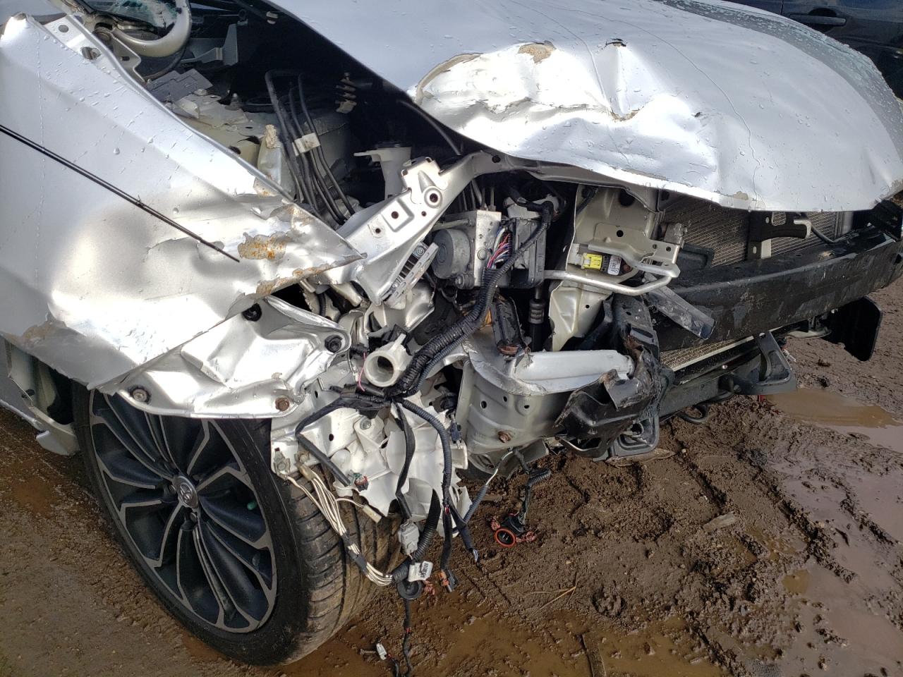 Photo 9 from auction – 2014 TOYOTA COROLLA S with VIN 5YFBURHE4EP044002