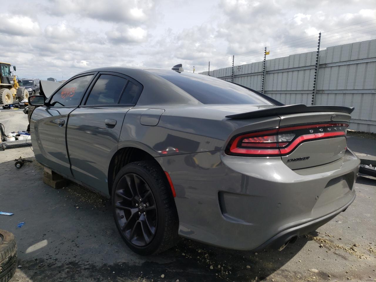 Photo 3 from auction – 2018 DODGE CHARGER R/ with VIN 2C3CDXGJ8JH126018