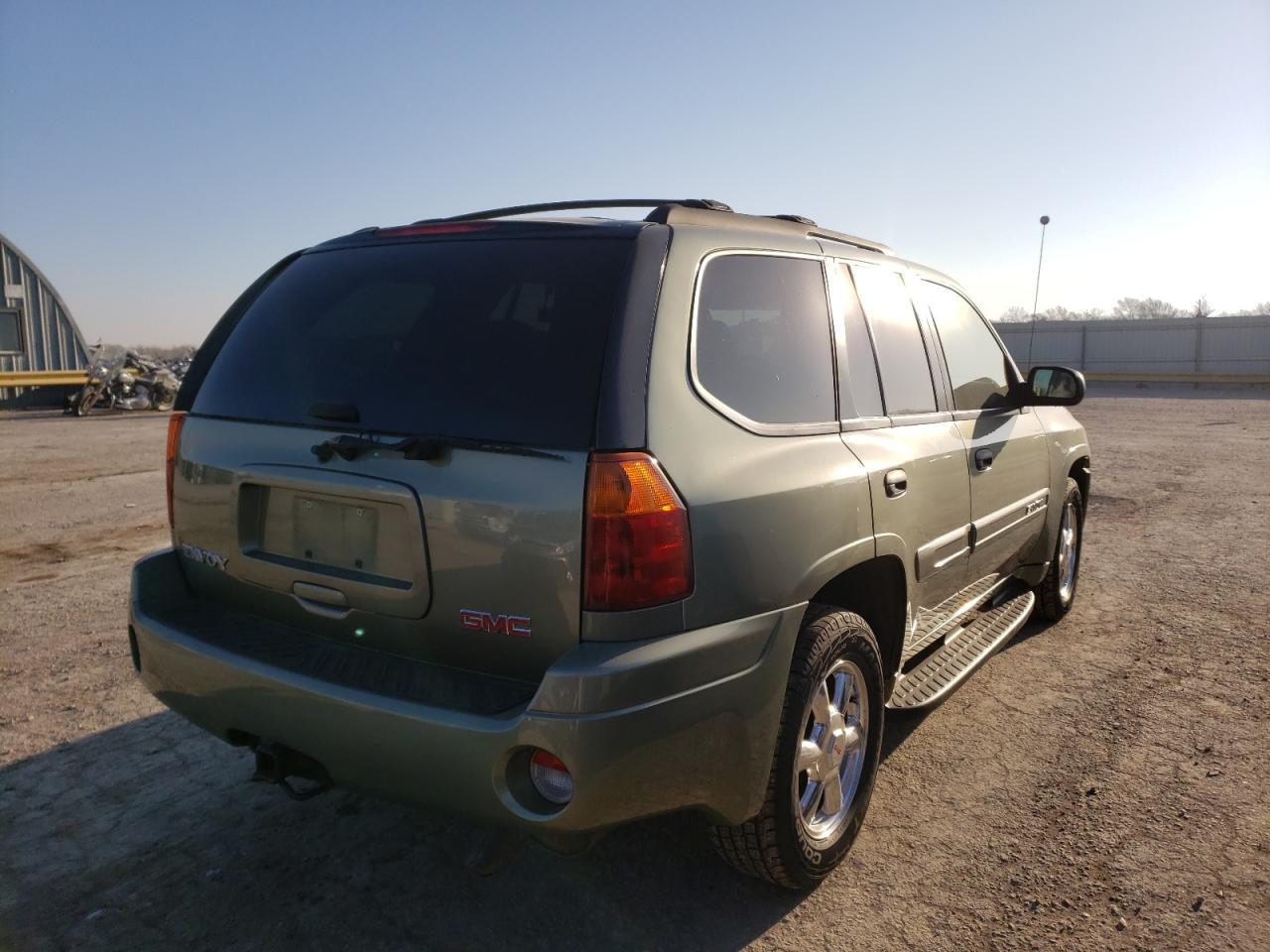 Photo 4 from auction – 2004 GMC ENVOY with VIN 1GKDS13S342403306