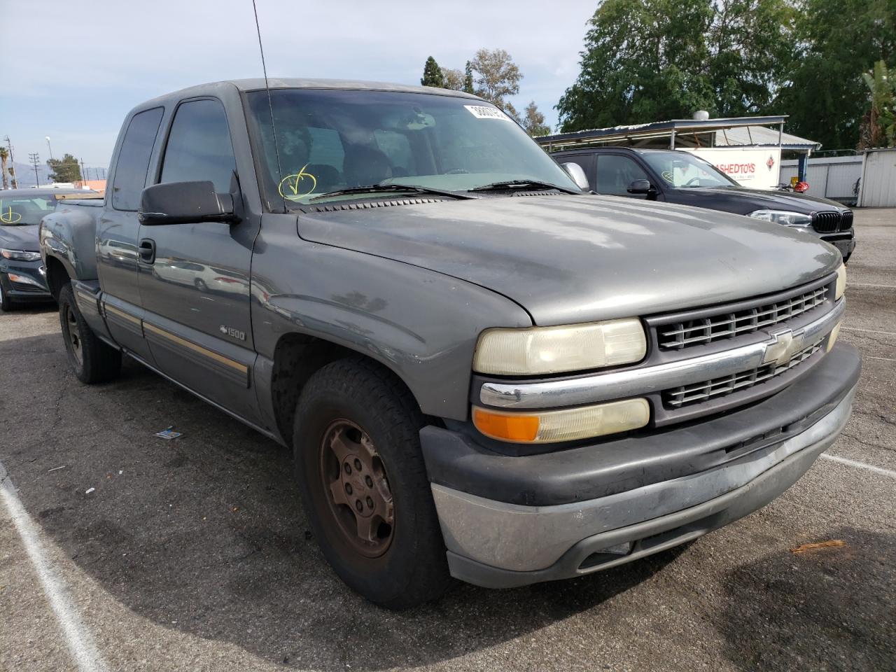 CHEVROLET SILVERADO 2001 with VIN 2GCEC19T011264616 - Photo from auction