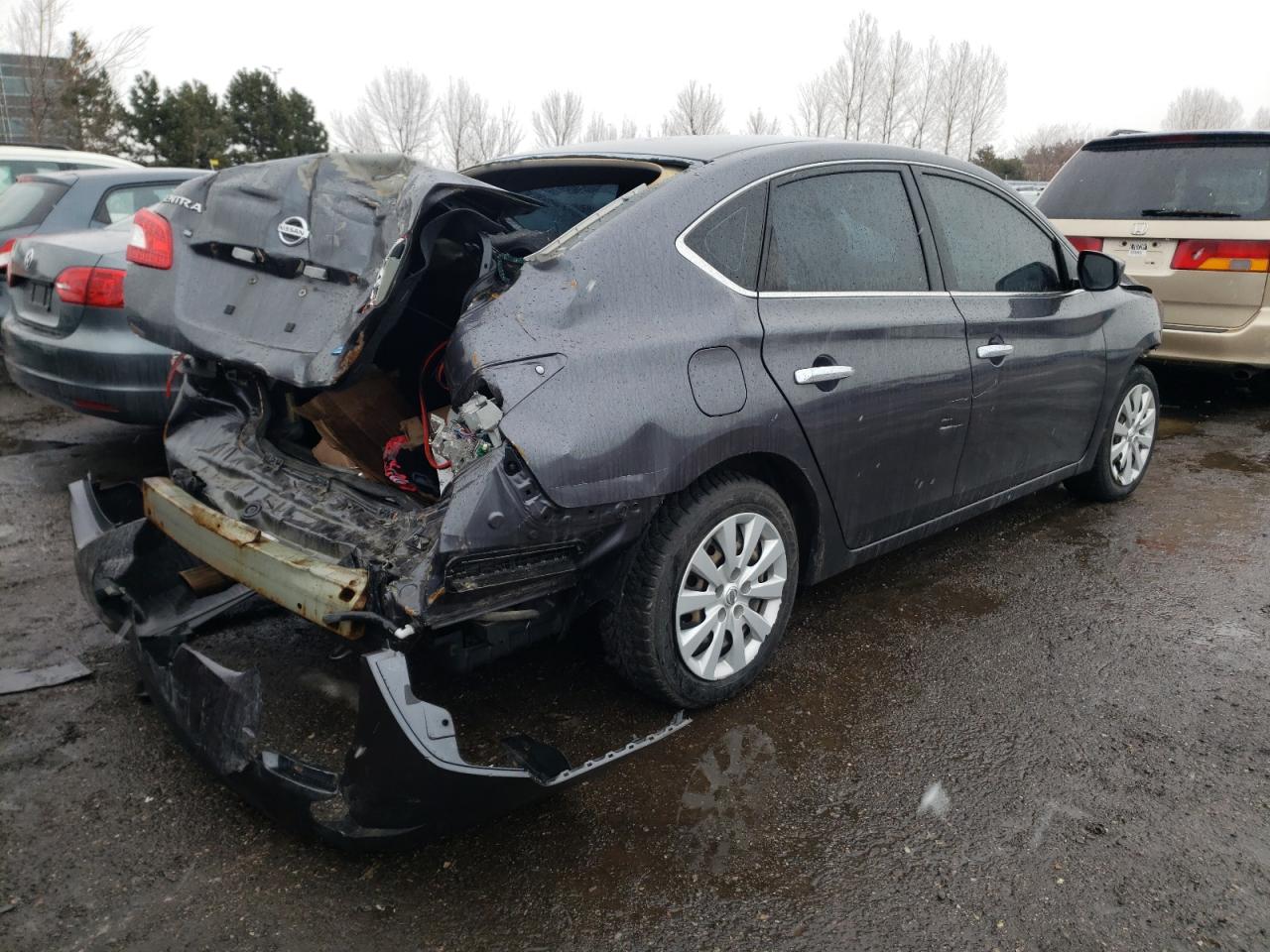 Photo 4 from auction – 2015 NISSAN SENTRA S with VIN 3N1AB7AP0FL688566