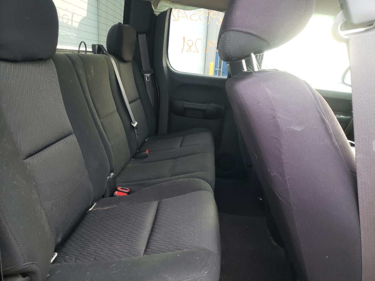 Photo 6 from auction – 2011 CHEVROLET SILVERADO with VIN 1GCRKSE3XBZ465013