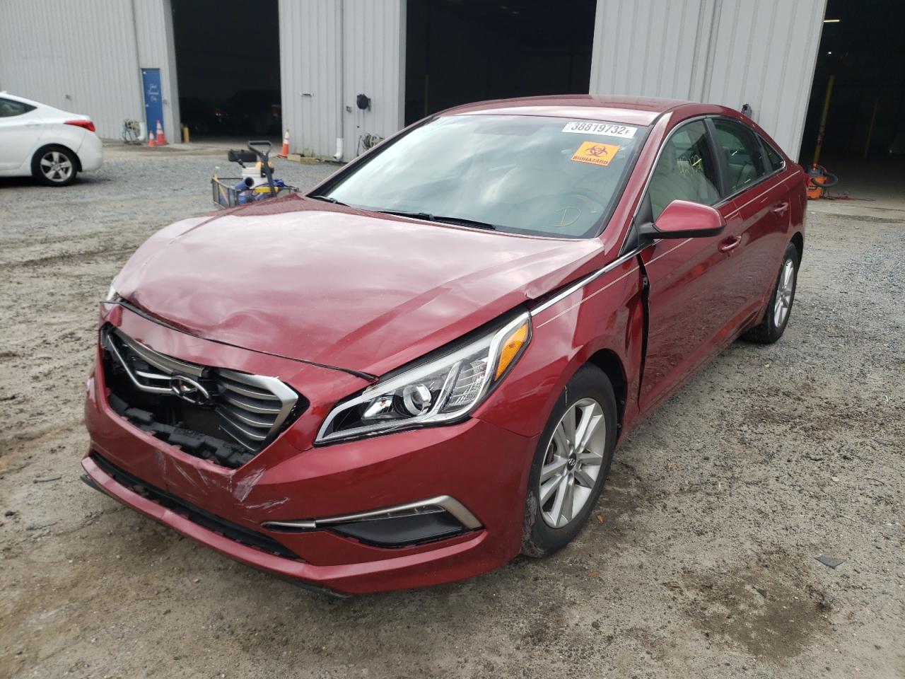 Photo 2 from auction – 2015 HYUNDAI SONATA SE with VIN 5NPE24AF0FH087629