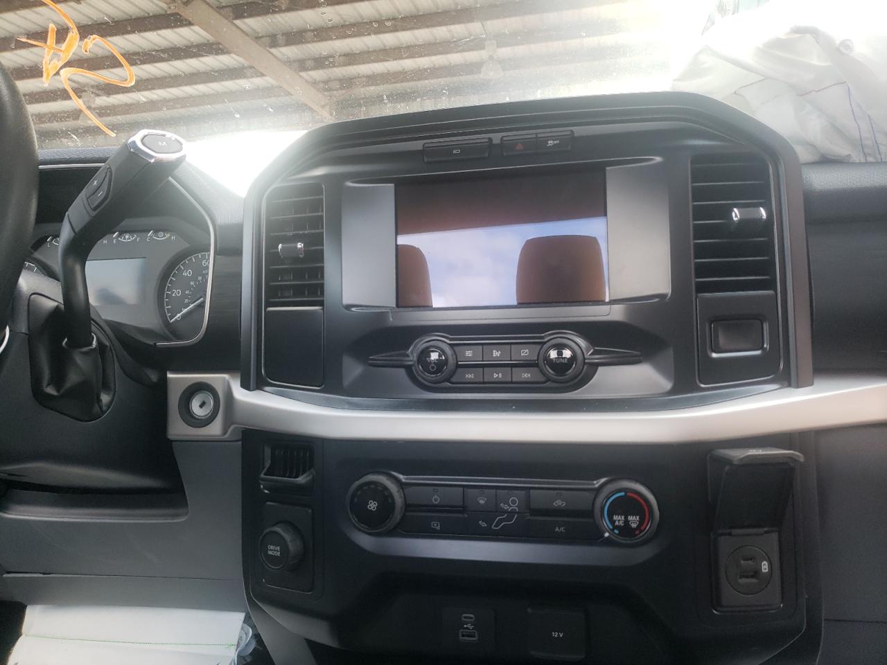 Photo 9 from auction – 2021 FORD F150 with VIN 1FTMF1C51MKE72960