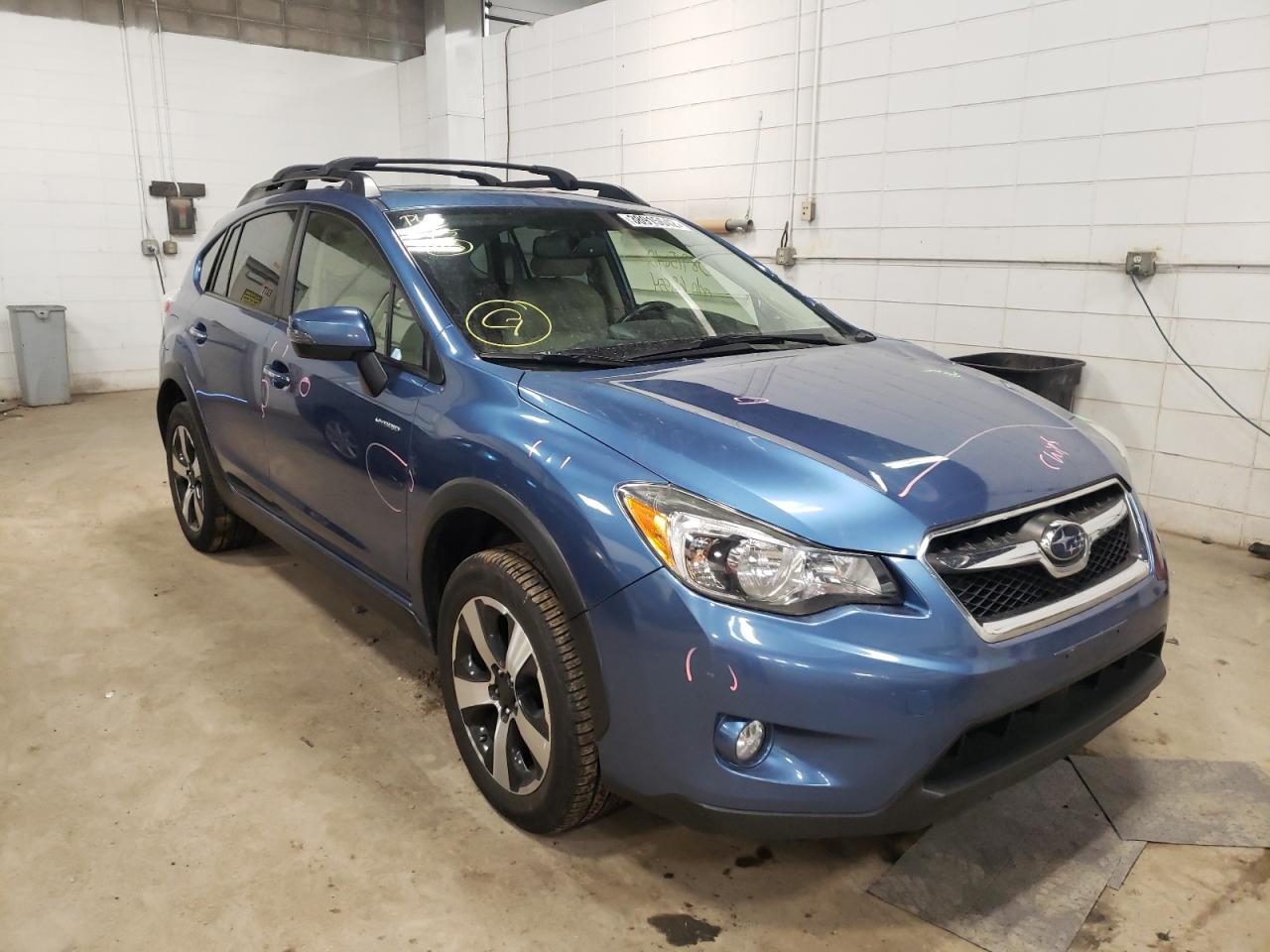 SUBARU XV CROSSTR 2015 with VIN JF2GPBPC7FH242589 - Photo from auction