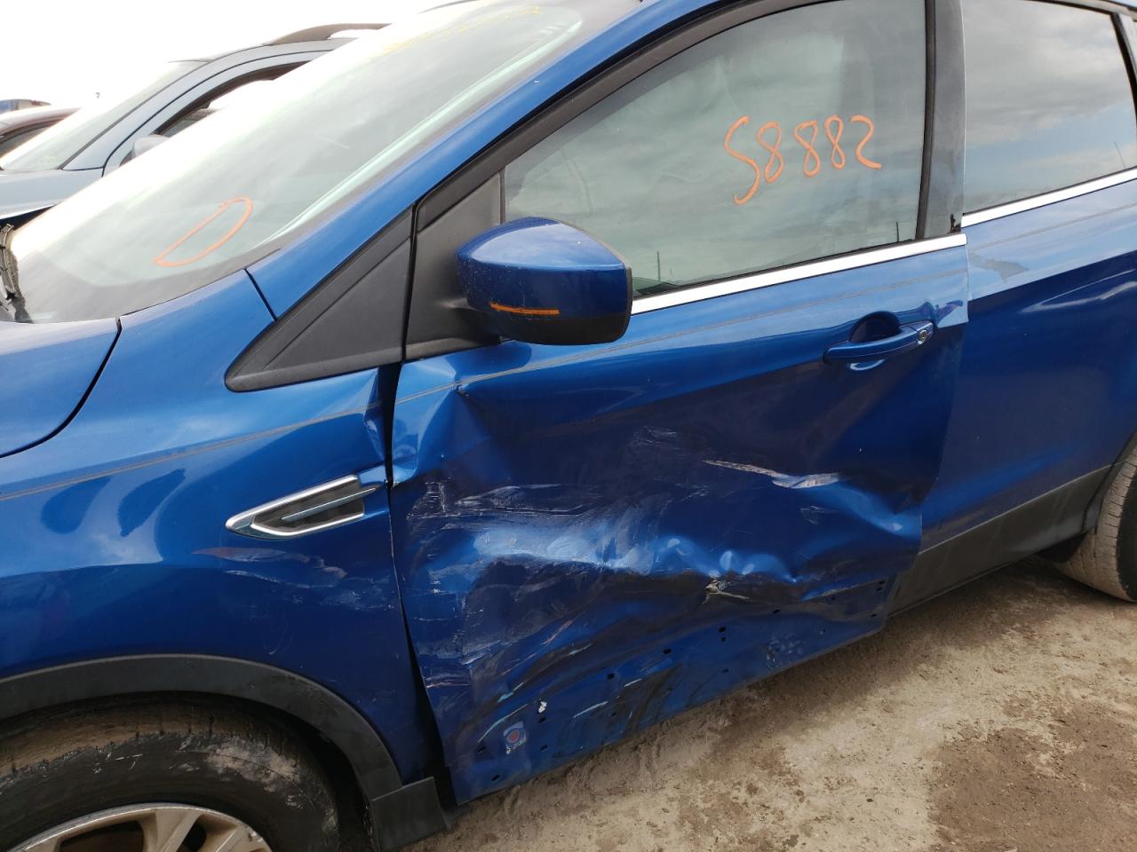 Photo 9 from auction – 2017 FORD ESCAPE SE with VIN 1FMCU0GD7HUB12871