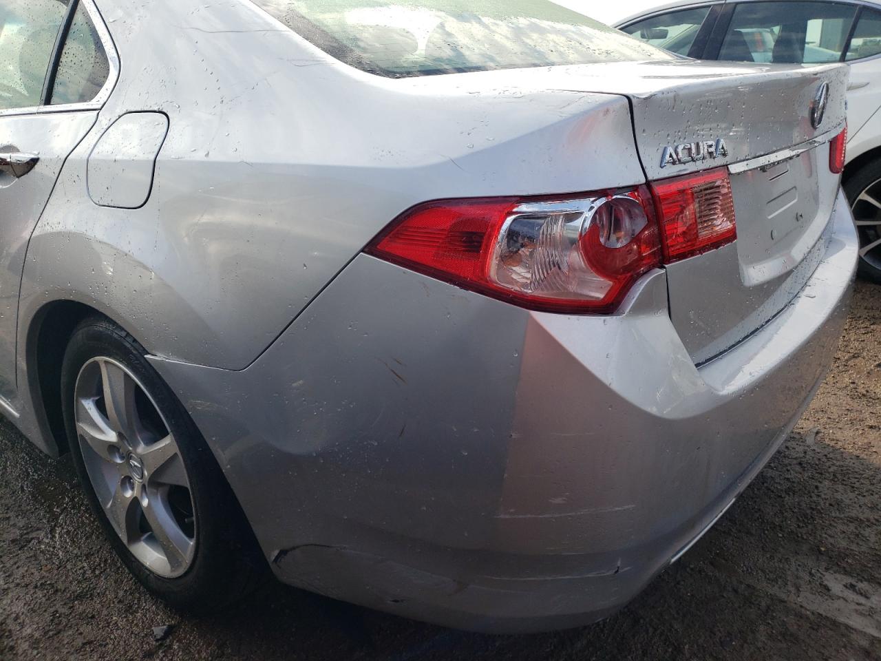 Photo 9 from auction – 2013 ACURA TSX with VIN JH4CU2F44DC009617