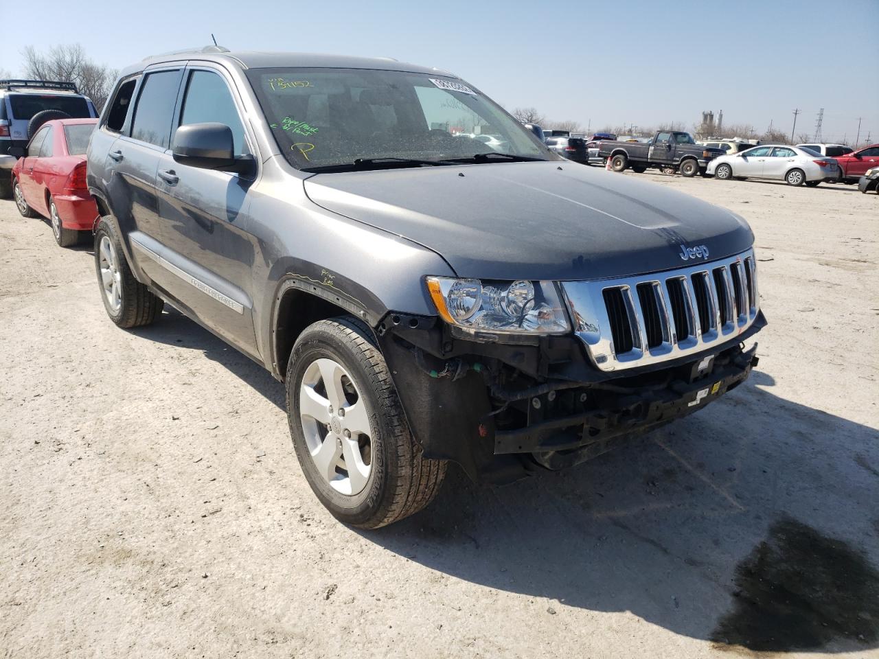 JEEP GRAND CHER 2011 with VIN 1J4RR4GG8BC739152 - Photo from auction