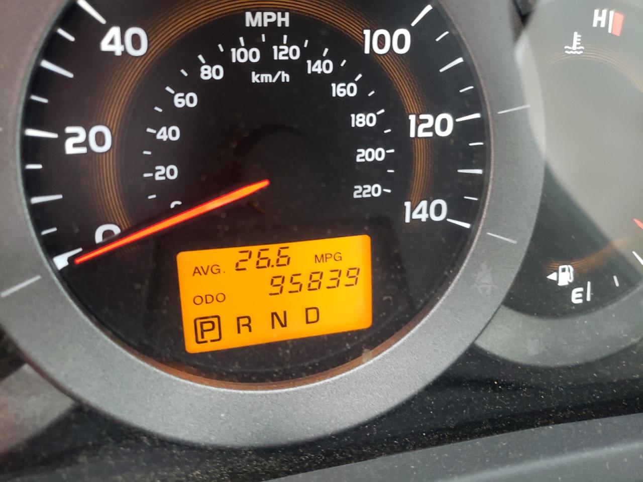 Photo 8 from auction – 2011 TOYOTA RAV4 with VIN 2T3ZF4DV5BW099965