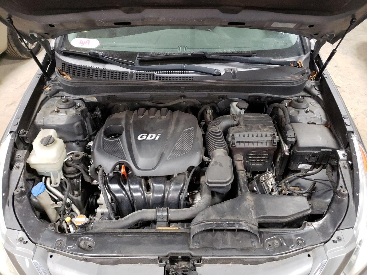 Photo 7 from auction – 2011 HYUNDAI SONATA GLS with VIN 5NPEB4AC1BH082746