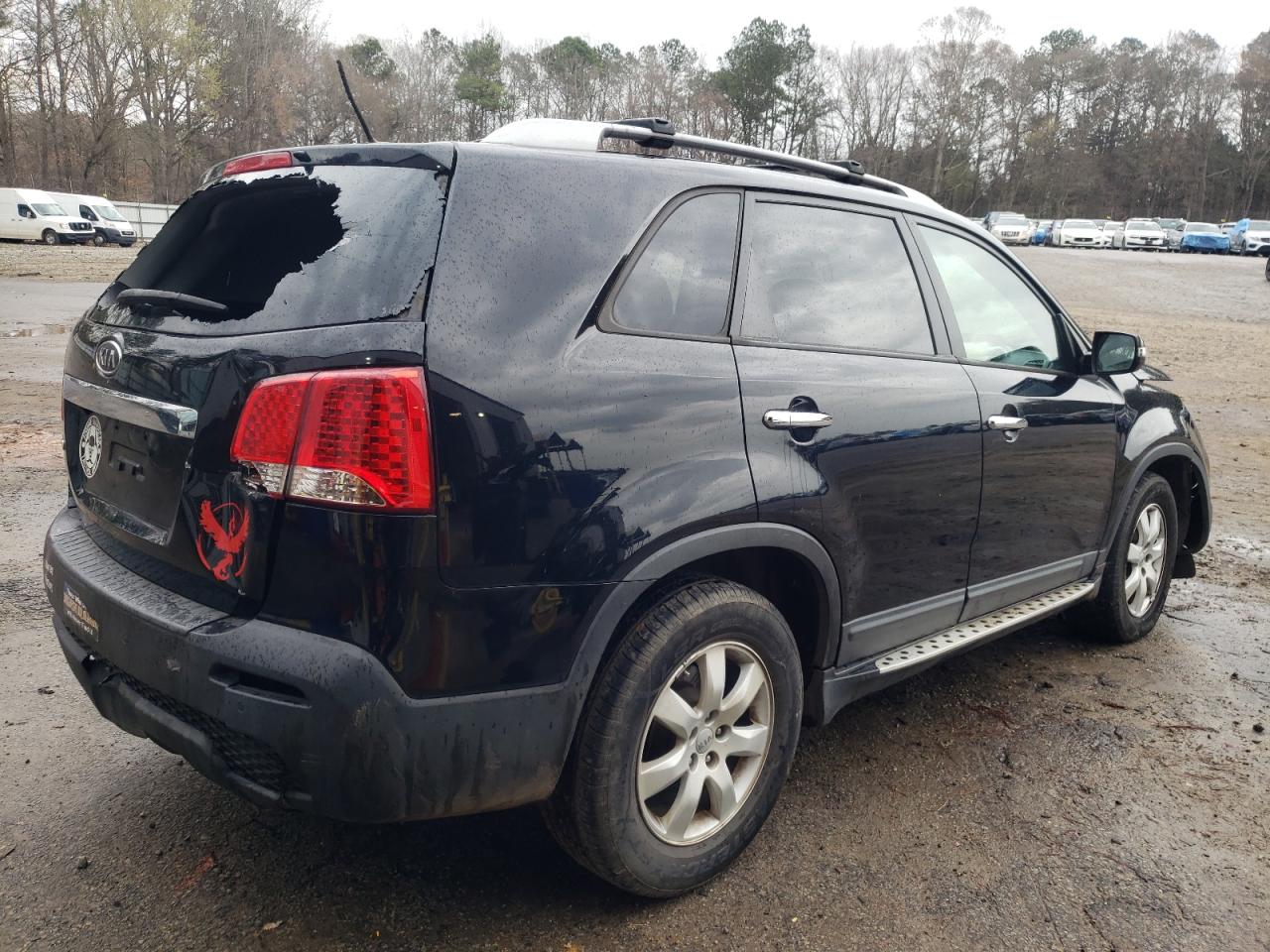 Photo 4 from auction – 2012 KIA SORENTO BA with VIN 5XYKT3A63CG241120