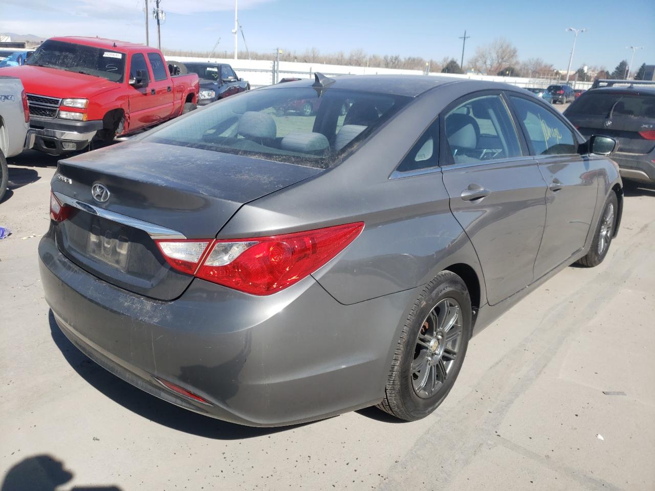 Photo 4 from auction – 2011 HYUNDAI SONATA GLS with VIN 5NPEB4AC4BH025215