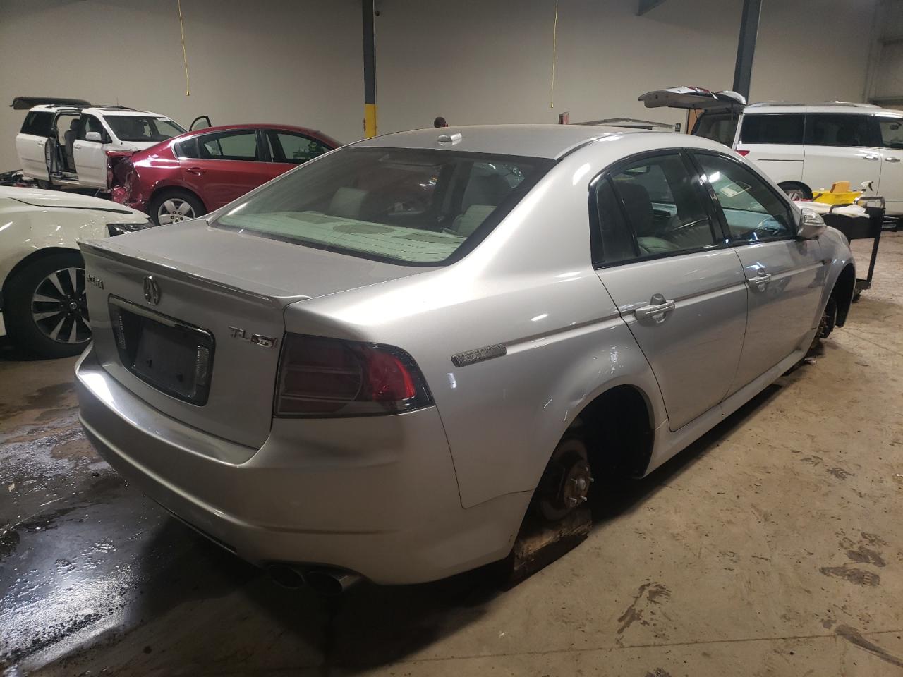 Photo 4 from auction – 2007 ACURA TL TYPE S with VIN 19UUA76557A047086