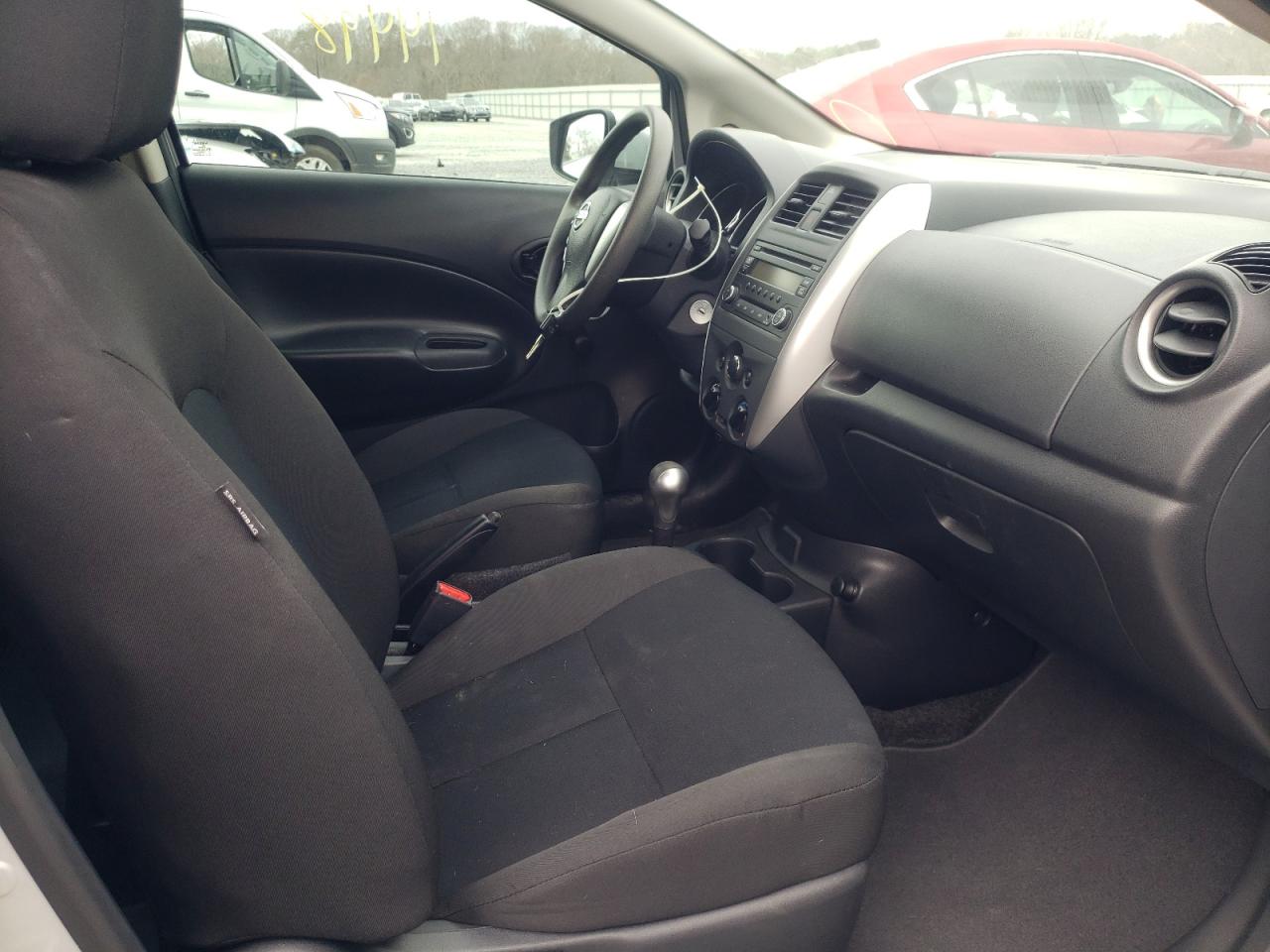 Photo 5 from auction – 2018 NISSAN VERSA NOTE with VIN 3N1CE2CP9JL353198