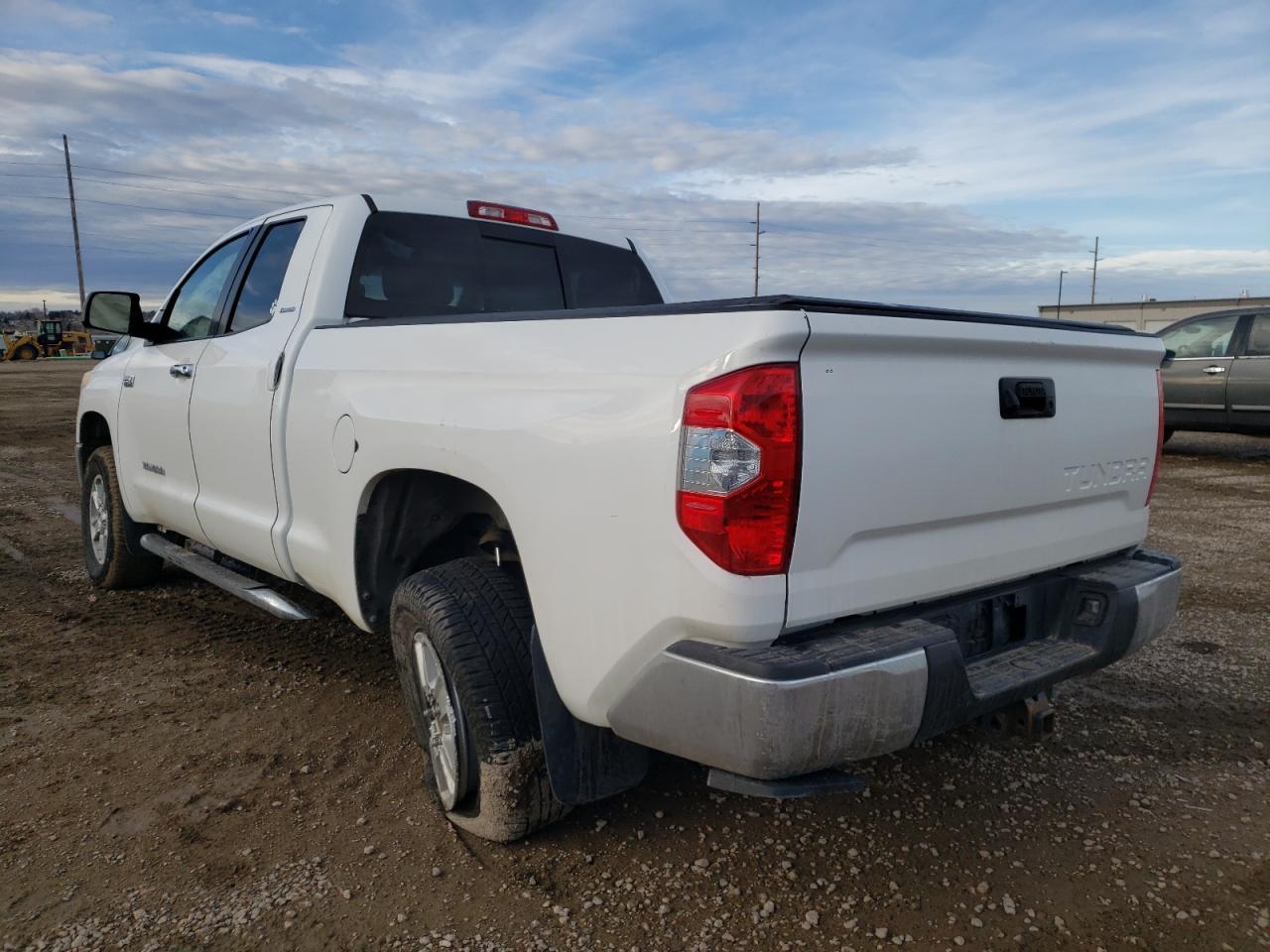 Photo 3 from auction – 2014 TOYOTA TUNDRA DOU with VIN 5TFBW5F13EX335773
