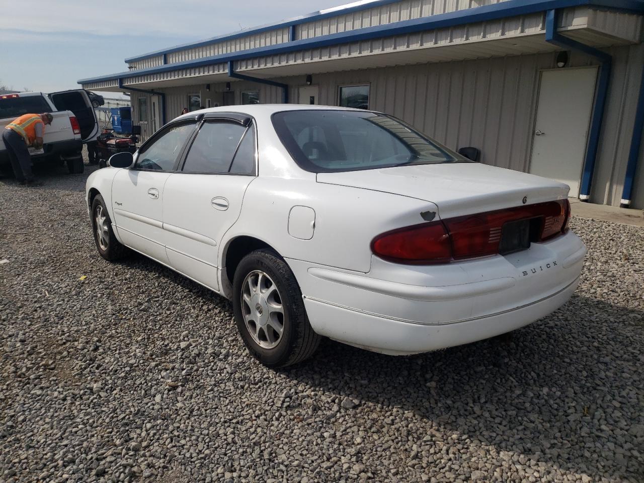 Photo 3 from auction – 1998 BUICK REGAL LS with VIN 2G4WB52K0W1419264