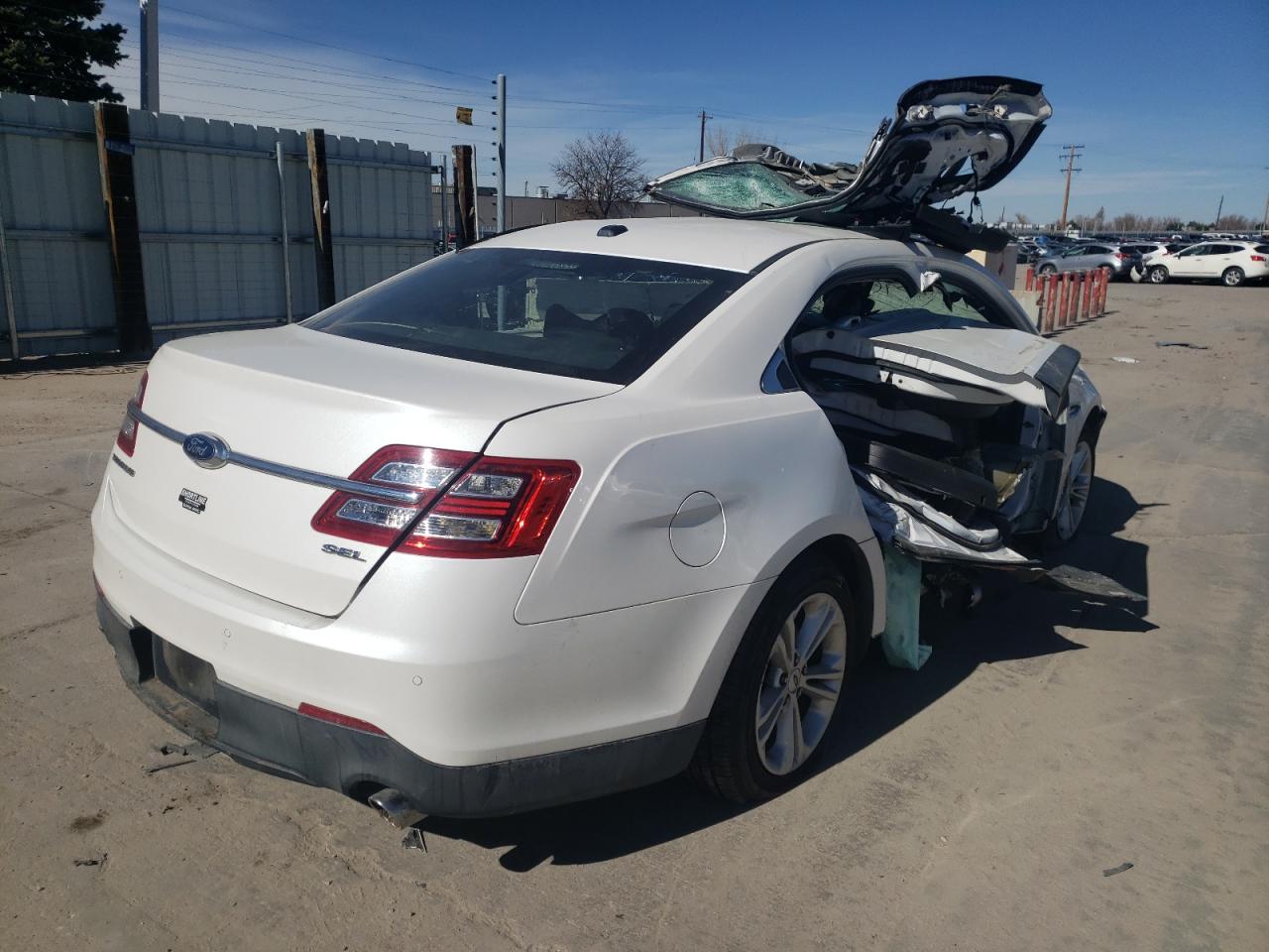 Фото 4 с аукциона – 2014 FORD TAURUS SEL с VIN 1FAHP2E88EG145235