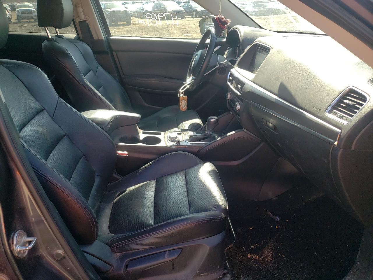 Photo 5 from auction – 2016 MAZDA CX-5 GT with VIN JM3KE4DY2G0719026