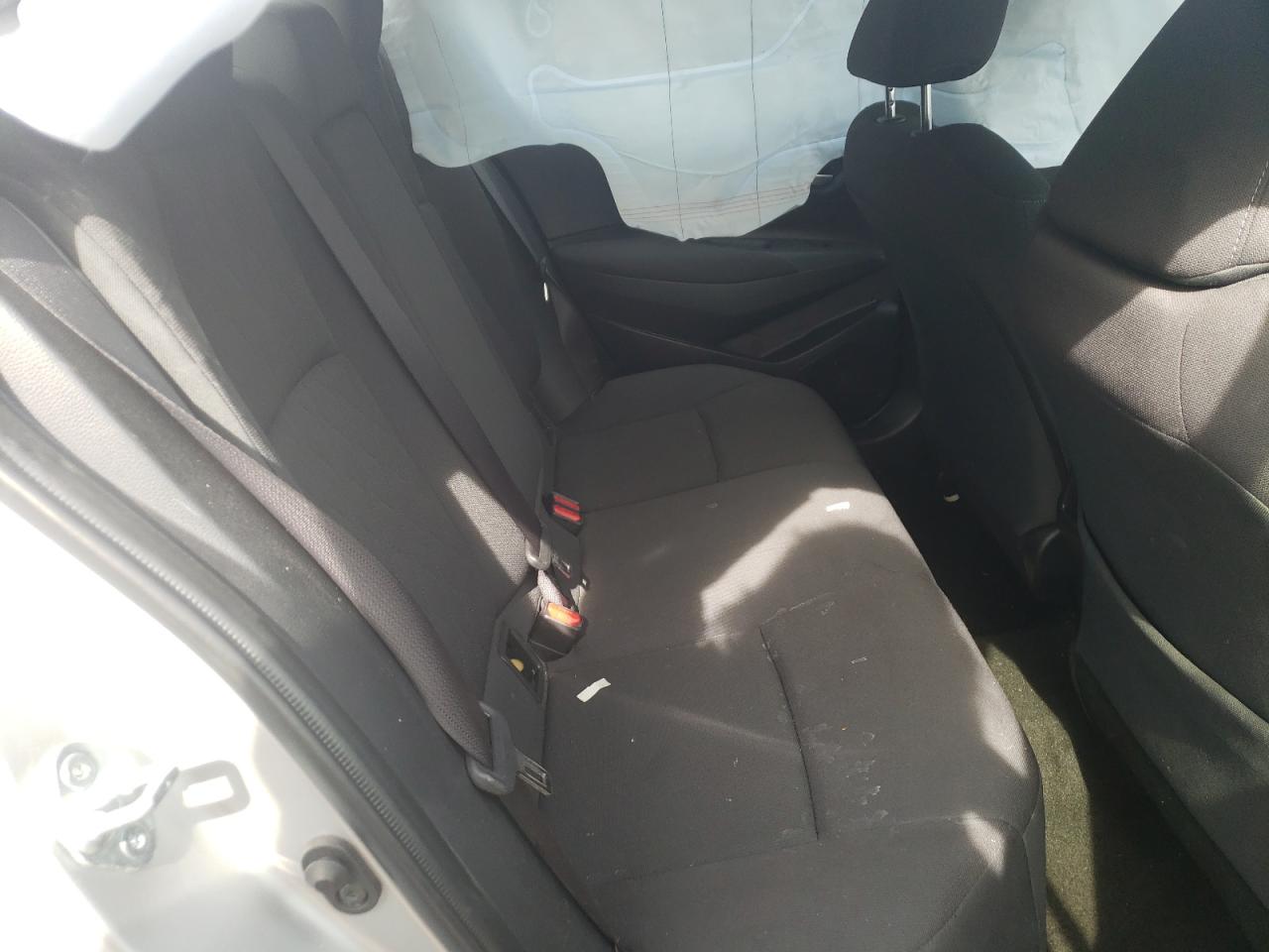 Photo 6 from auction – 2020 TOYOTA COROLLA LE with VIN JTDEPRAE8LJ097057