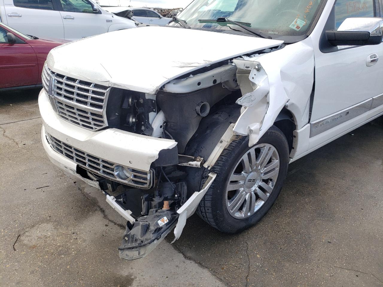 Photo 9 from auction – 2009 LINCOLN NAVIGATOR with VIN 5LMFL27539EJ00150