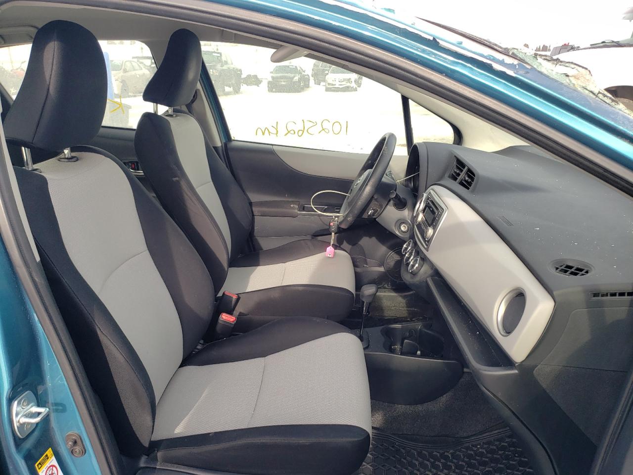 Photo 5 from auction – 2013 TOYOTA YARIS with VIN JTDKTUD35DD569436