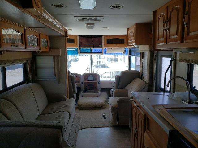 Photo 9 from auction – 2004 FORD MH with VIN 1F6NF53S740A11567